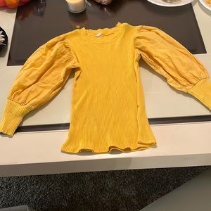 Yellow puff shoulder yellow long sleeve top